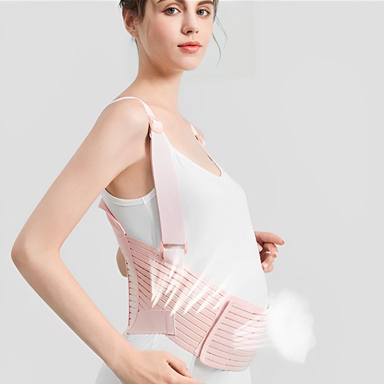 Ceinture de grossesse maman enceinte main sur hanche