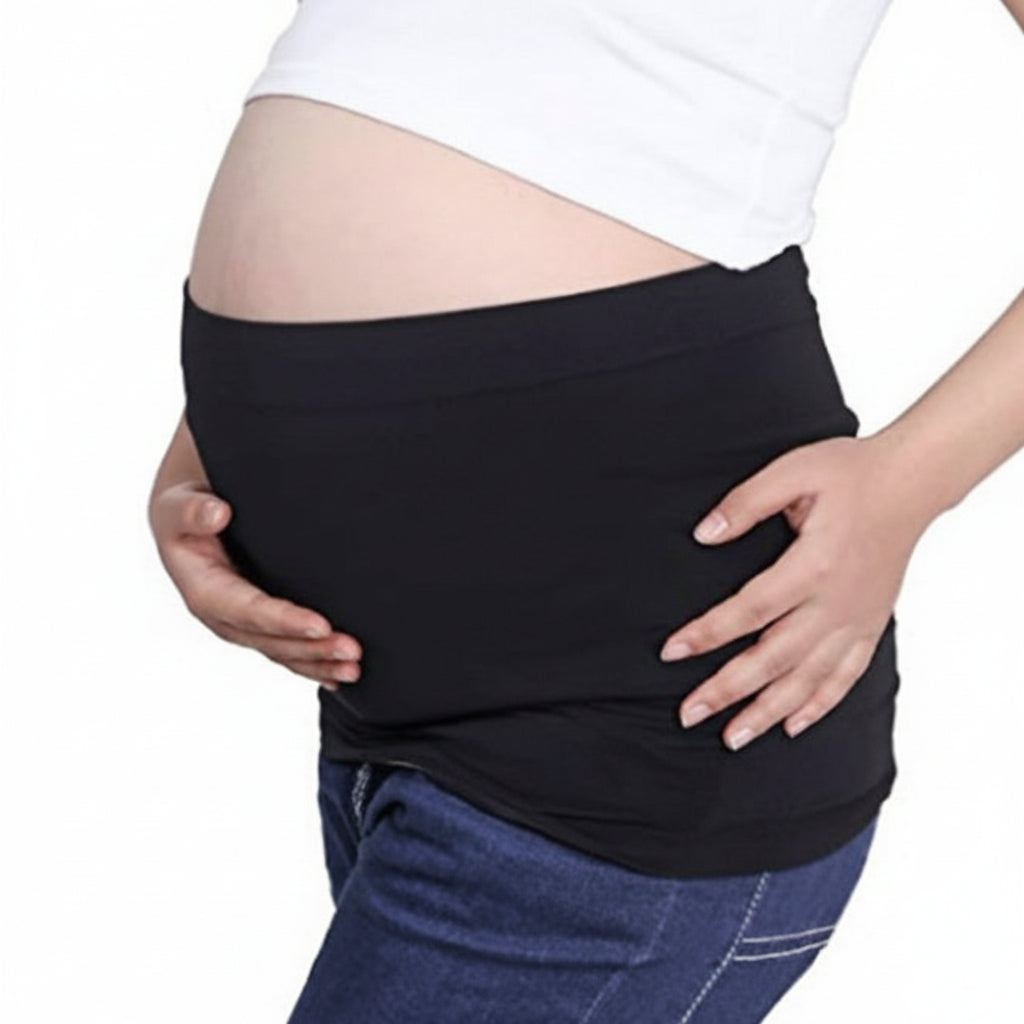 maman enceinte main ventre et hanche-ceinture grossesse noire