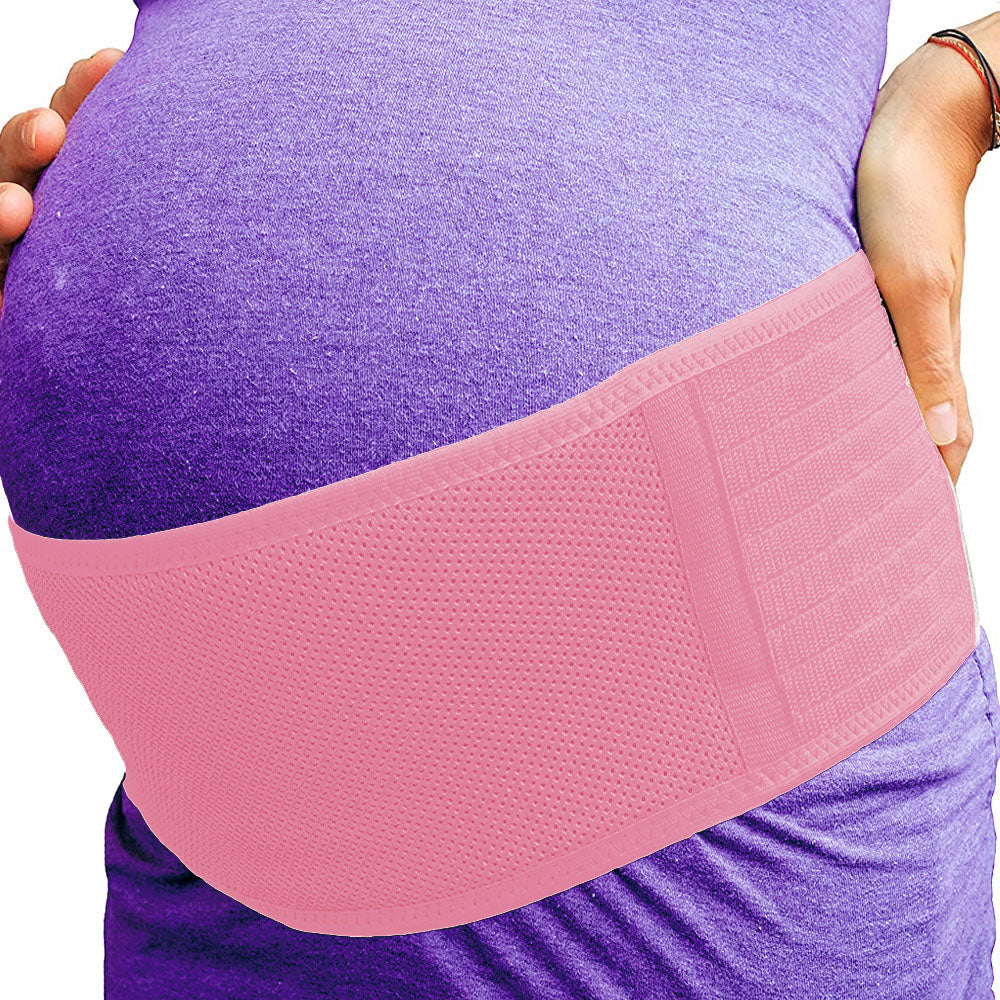 maman enceinte portant ceinture grossesse nrose