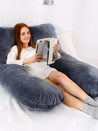 mere sur coussin de grossesse lombaire lit livre